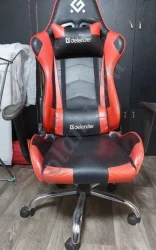 Игровое компьютерное кресло