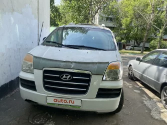Hyundai H-1