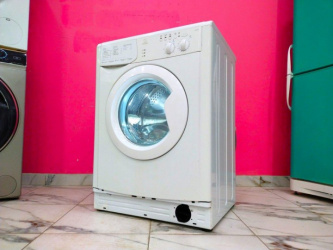 Стиральная машина бу Indesit